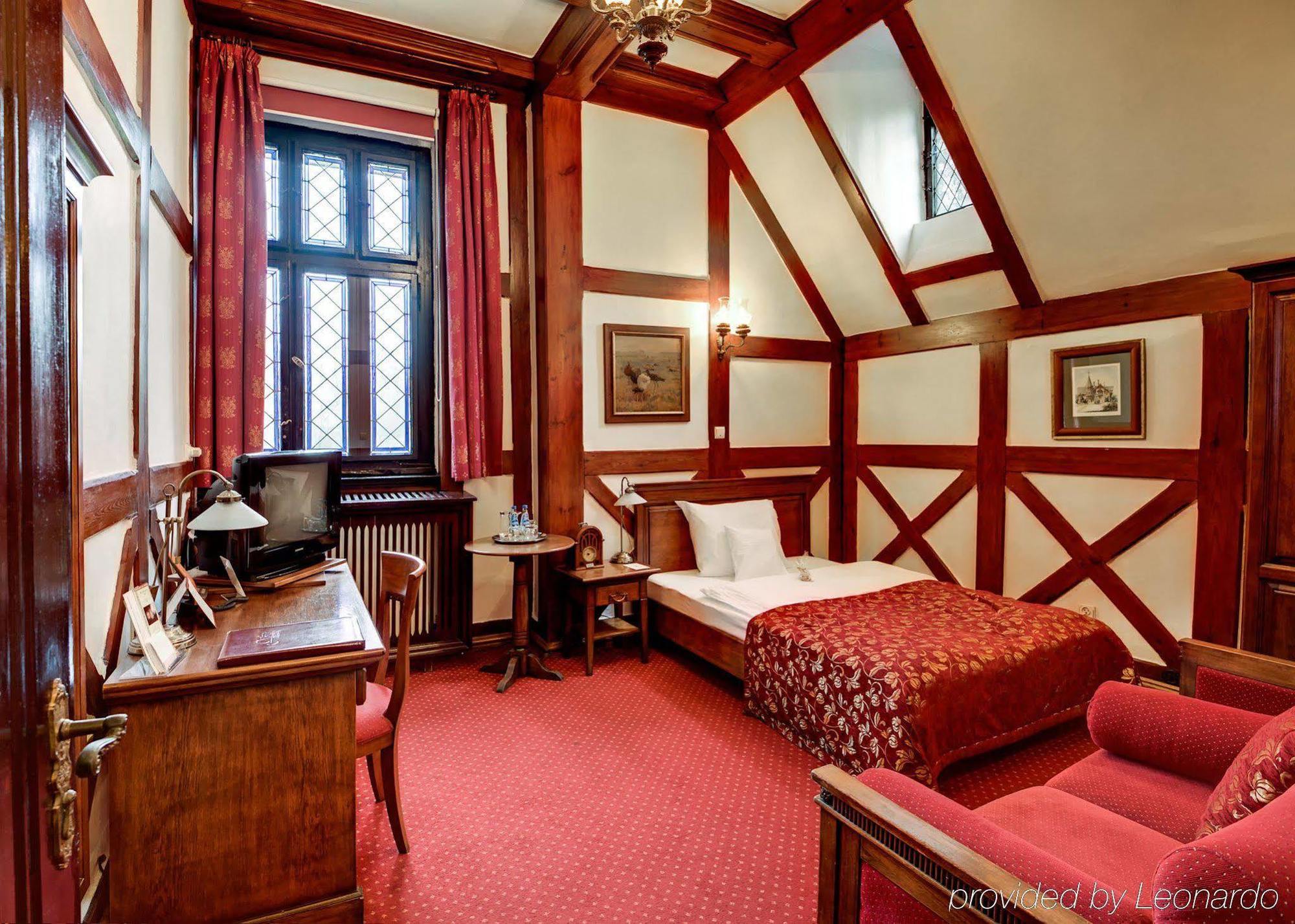 Hotel Noma Residence Zameczek Mysliwski Promnice Kobior Quarto foto